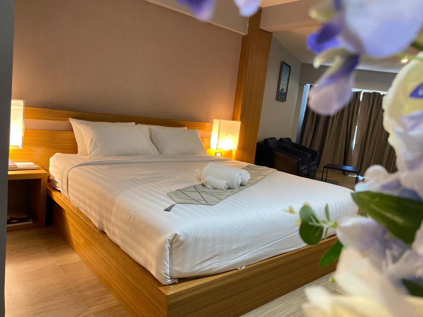 Buritel Hotel Бурирам Экстерьер фото